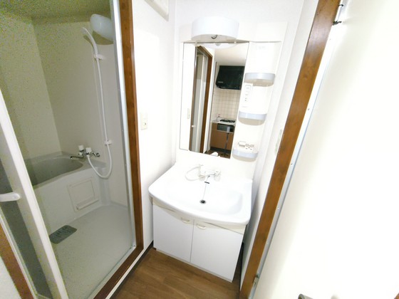 洗面設備　※別部屋の写真です