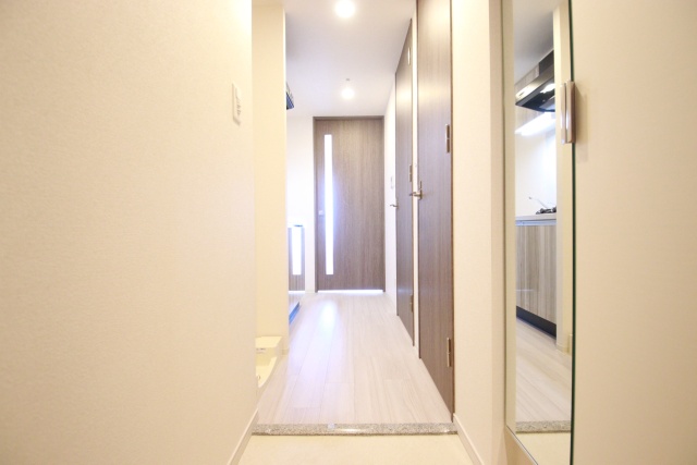 玄関　※別室の参考写真の為、現況優先です。