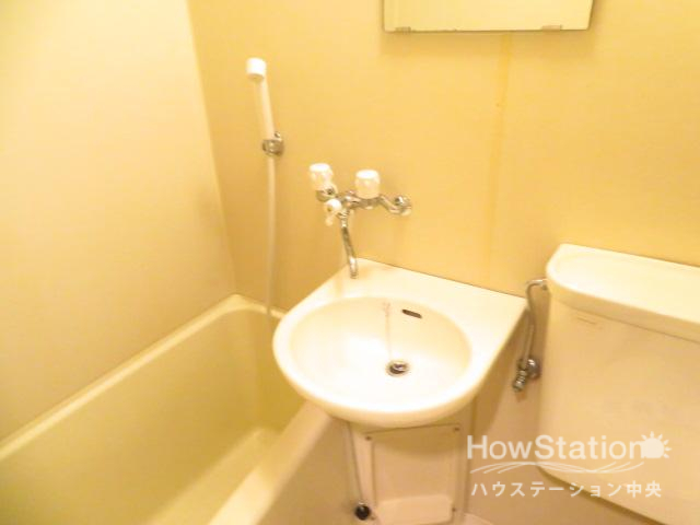 洗面設備　同間取り別号室