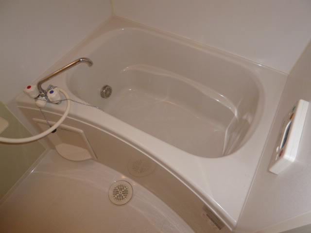 バス・シャワールーム　追い焚きバス