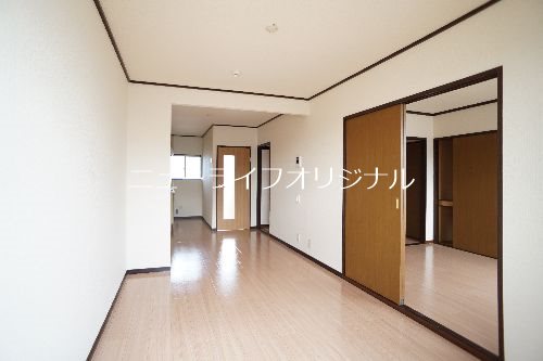 居室・リビング　エアコン新設予定です(2026年3月)