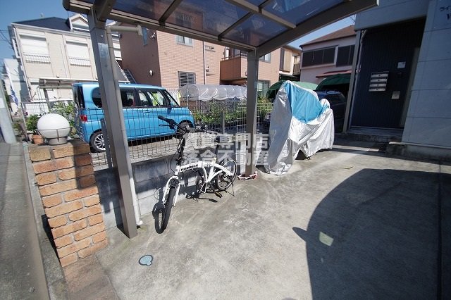 その他共有部分　敷地内駐輪場完備