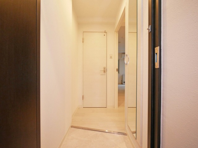 玄関　綺麗な玄関がお出迎えしてくれます♪