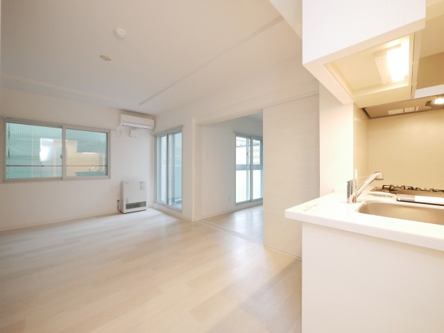 居室・リビング　使いやすい間取りのリビングです♪