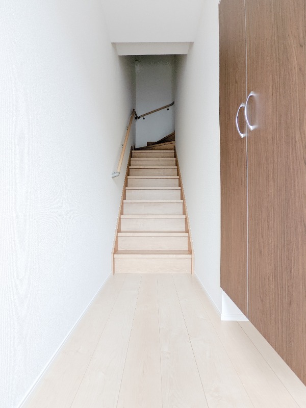 玄関　図面と現状に相違がある場合には現状を優先