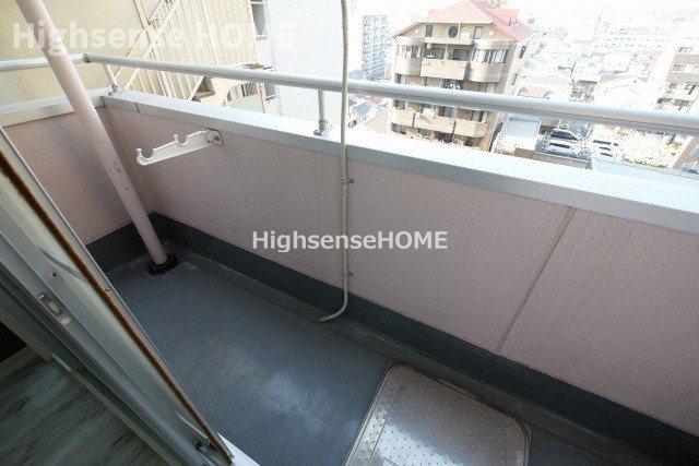 バルコニー　お洗濯にも便利なバルコニー付き