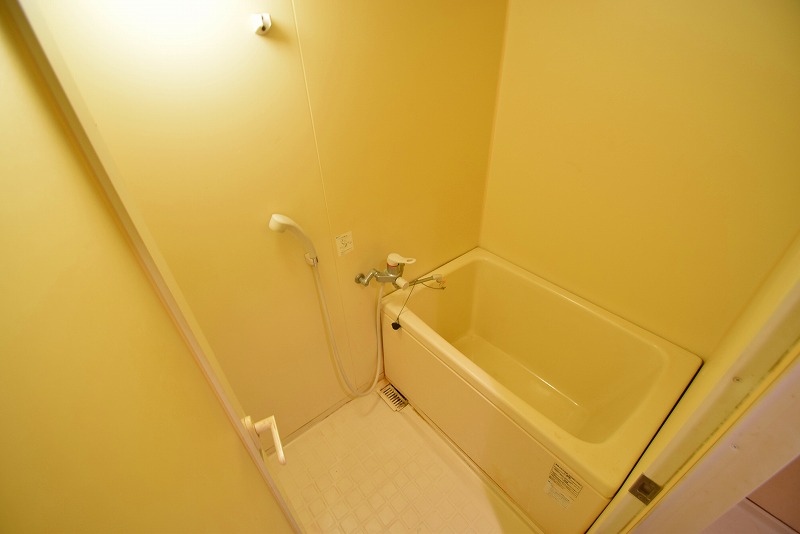 バス・シャワールーム　お風呂です