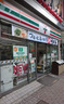 コンビニ　セブンイレブン 新宿大久保駅前店（コンビニ）まで227m
