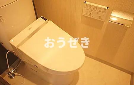 トイレ　※同仕様参考写真