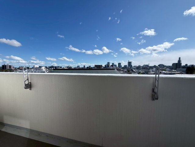 バルコニー　同シリーズ物件のモデルルームになります※現況優先