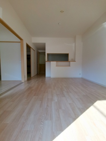 居室・リビング　東向きで明るいリビング12.5帖