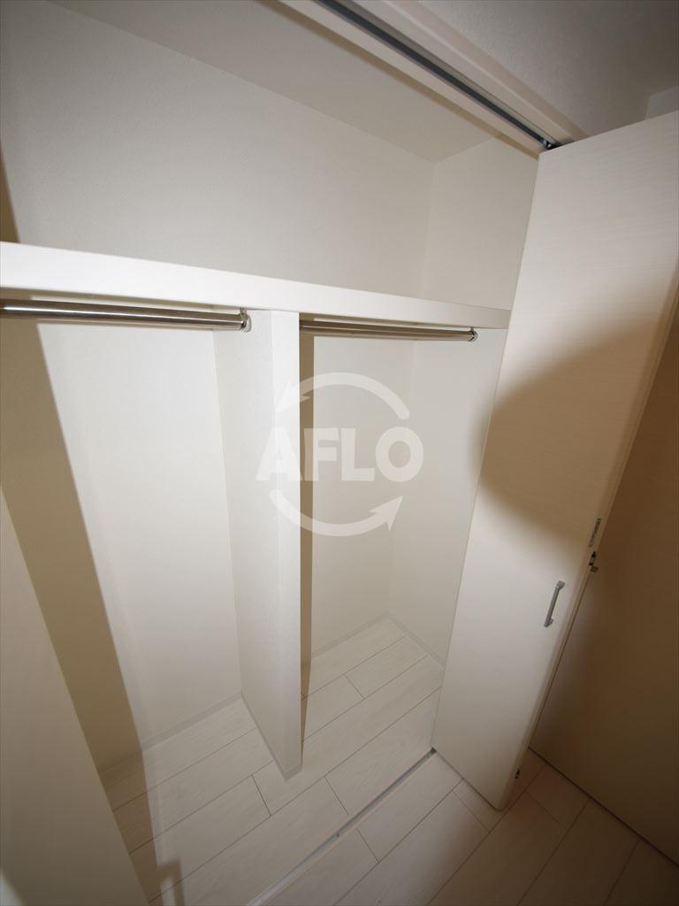 収納　セイル淀屋橋　クローゼット