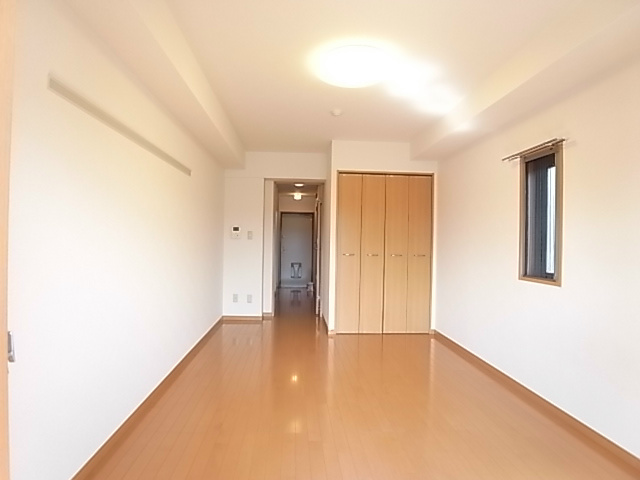 居室・リビング　別部屋