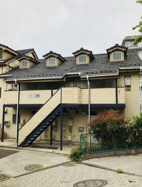 建物外観　閑静な住宅街・角部屋・二面採光☆