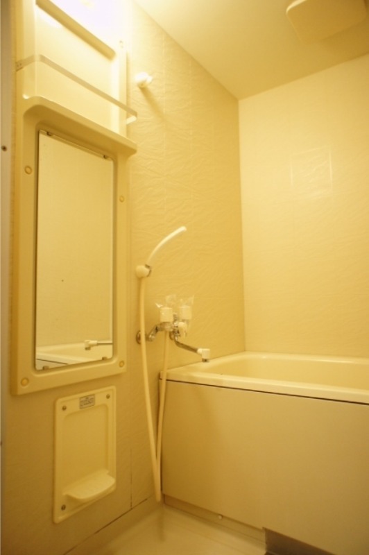 バス・シャワールーム　図面と現状に相違がある場合には現状を優先