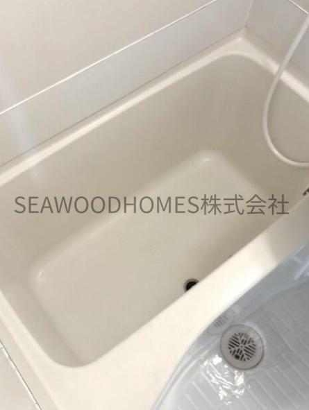 バス・シャワールーム　ユニットバスは丸ごと洗いでいつも清潔を保てます。