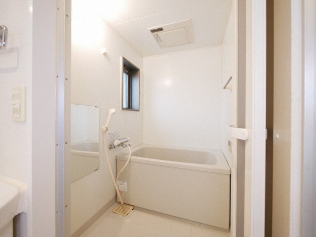 バス・シャワールーム　別号室イメージ