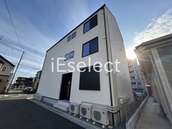 建物外観　本千葉駅から徒歩5分の駅近物件です