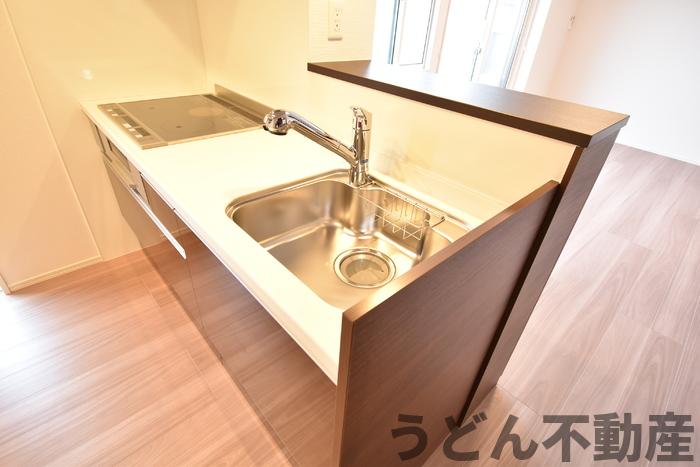 キッチン　うどん県のお部屋探しはうどん不動産へ うどんちゃんとLINE