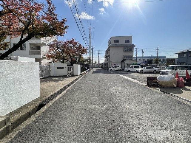 その他　全面道路（その他）まで1m