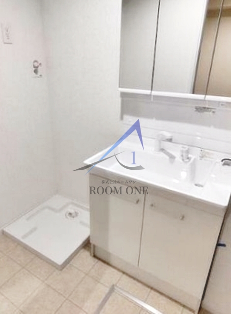 洗面設備　独立洗面台です。