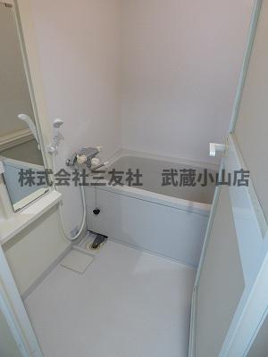 バス・シャワールーム　※反転タイプの写真です。