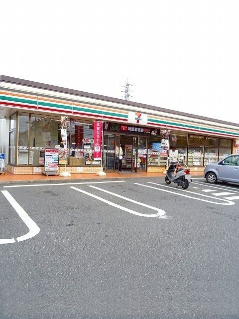 コンビニ　セブンイレブン福生武蔵野台一（コンビニ）まで140m