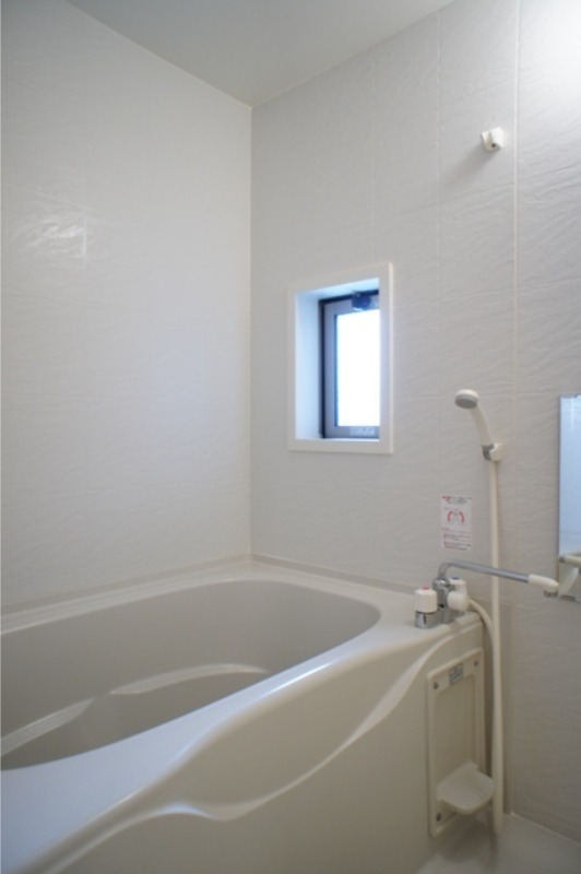 バス・シャワールーム　図面と現状に相違がある場合には現状を優先