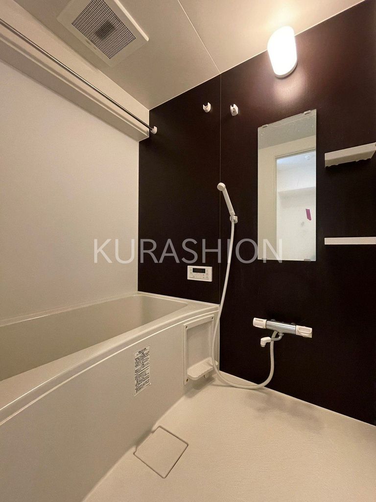 バス・シャワールーム　バス