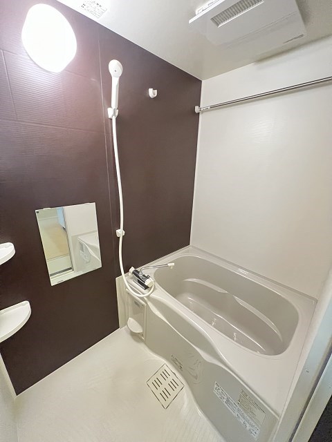 バス・シャワールーム　お風呂です