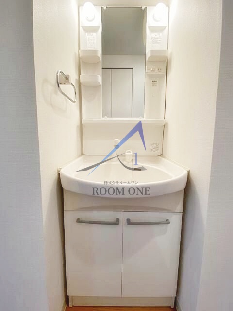 洗面設備　洗面台です。