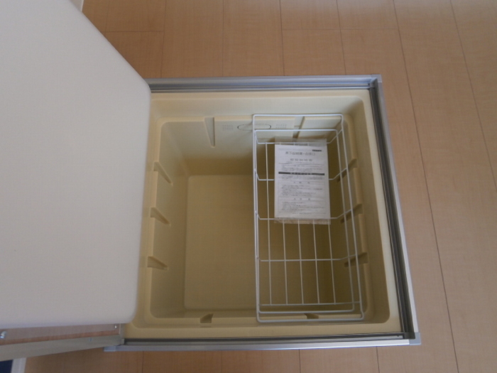 収納　床下収納
