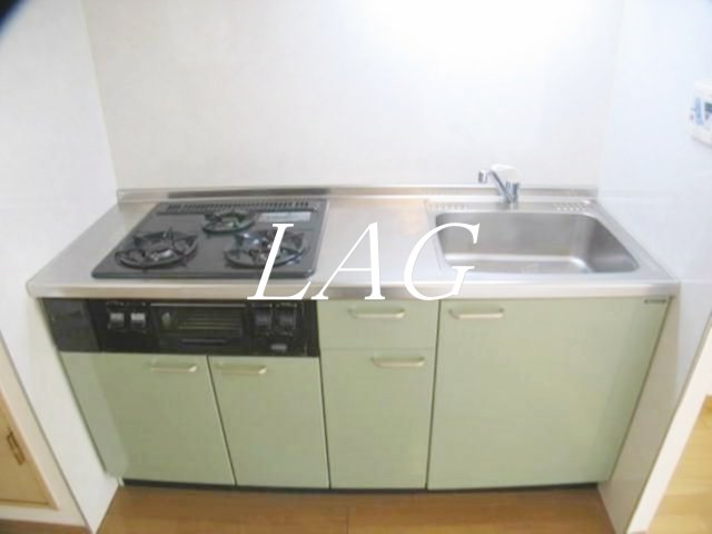 キッチン　キッチンです。