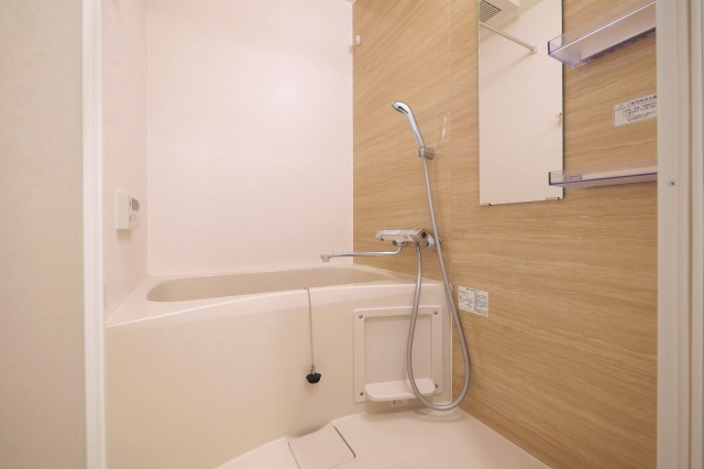 バス・シャワールーム　きれいなお風呂です