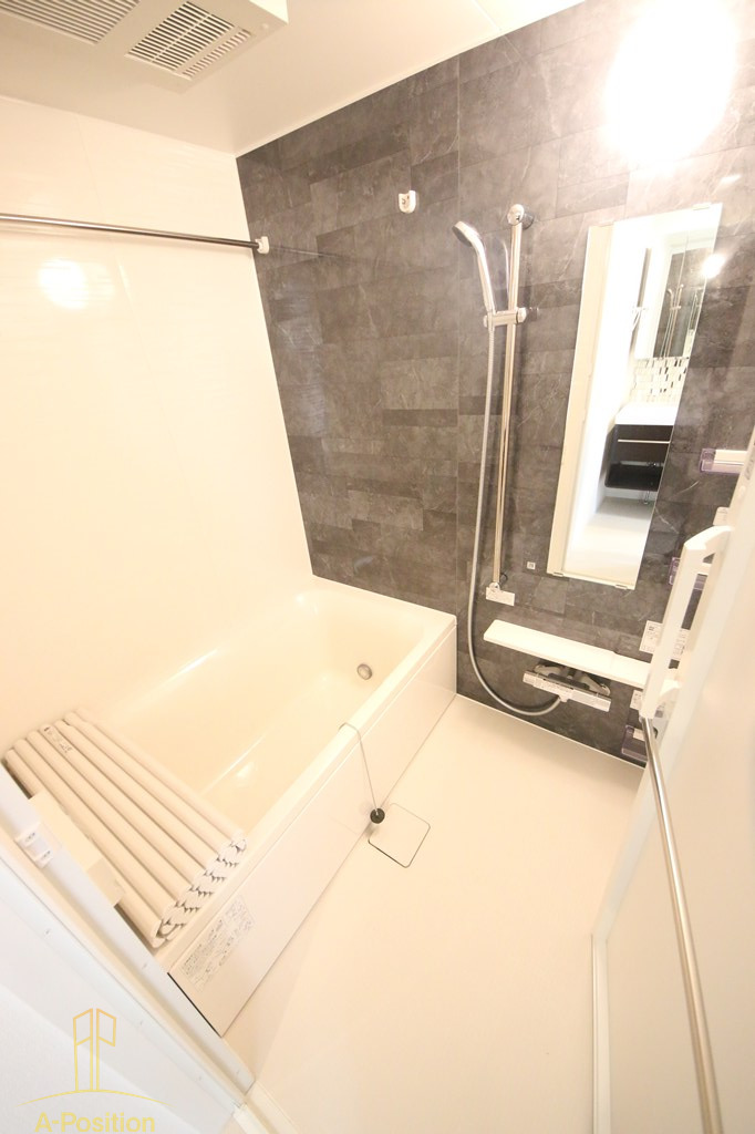 バス・シャワールーム　セレニテフラン本町