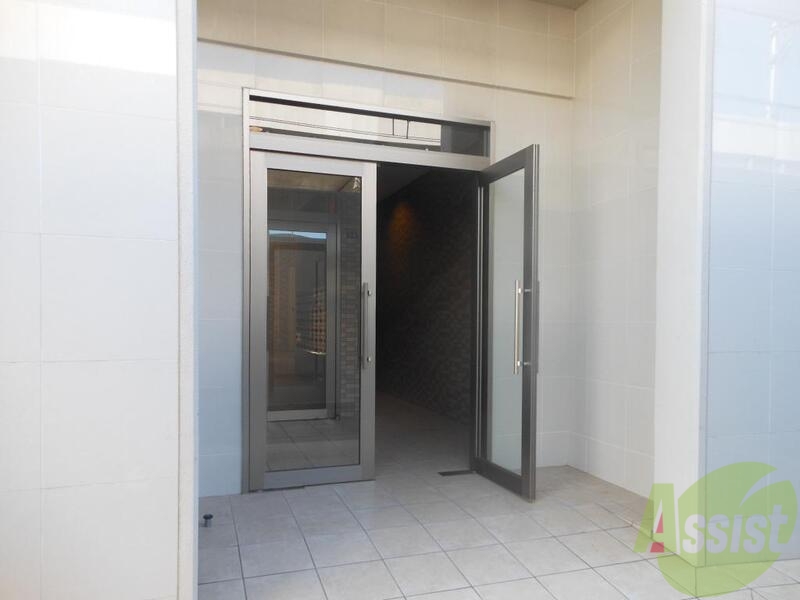 エントランス　ピカピカのエントランス