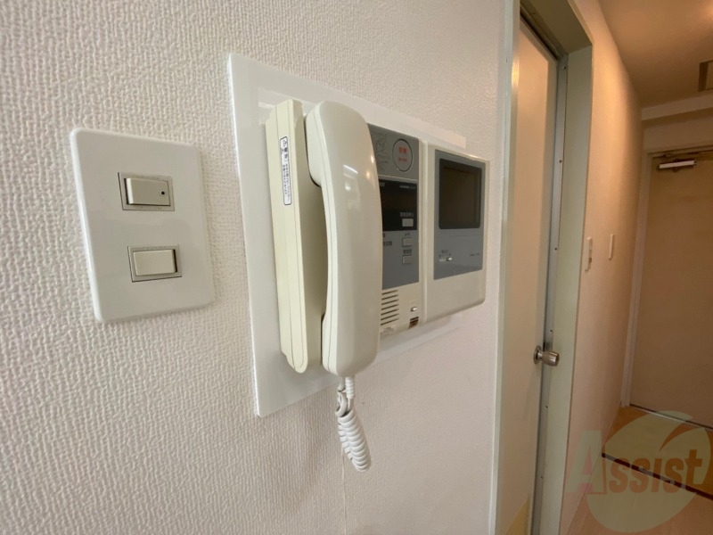 その他設備　モニター付きインターホンです。来客確認もこれで安心。