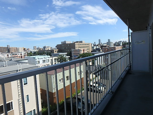 バルコニー　日当たり、眺望良好です。