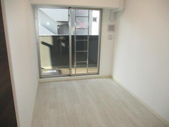 居室・リビング　写真は同マンションの別のお部屋のものです
