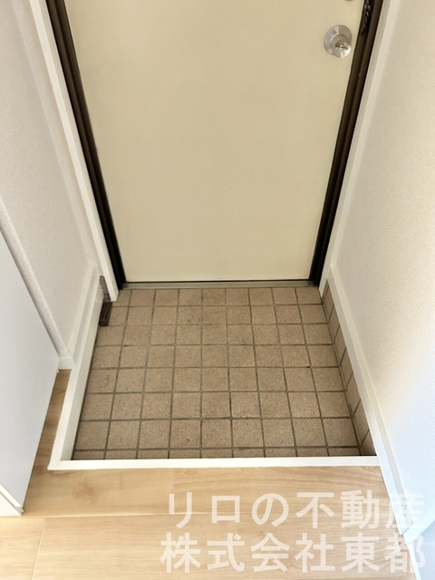 玄関　すっきりシンプルな玄関スペースです！