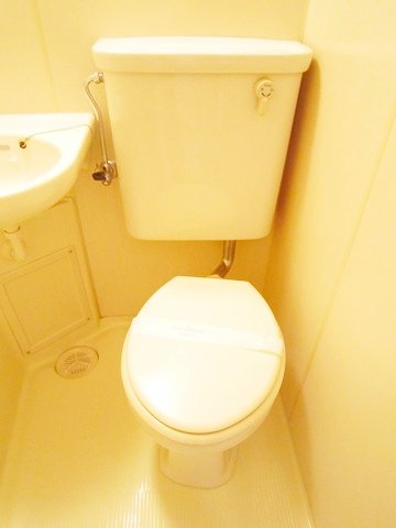 トイレ　※同物件参考写真
