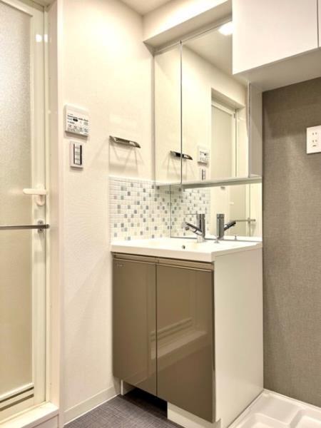 洗面設備　別部屋参考写真