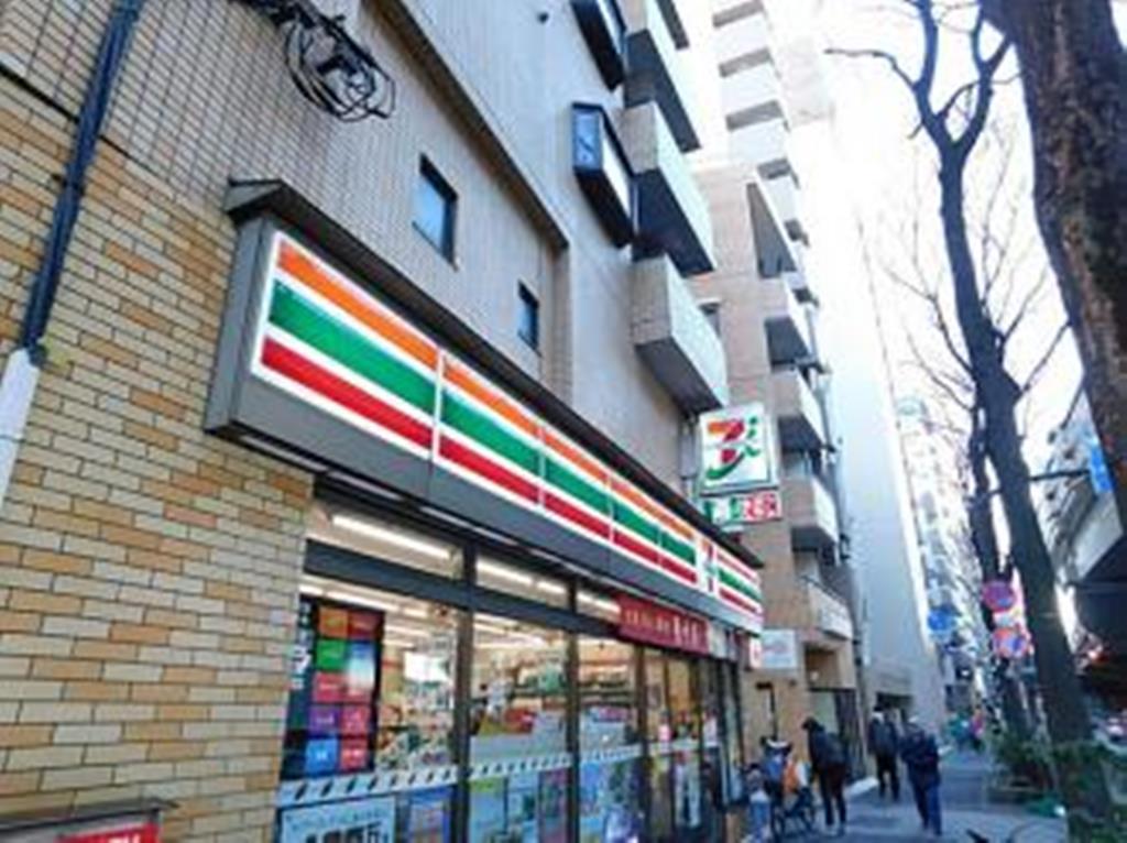 コンビニ　セブンイレブン世田谷羽根木2丁目店（コンビニ）まで331m