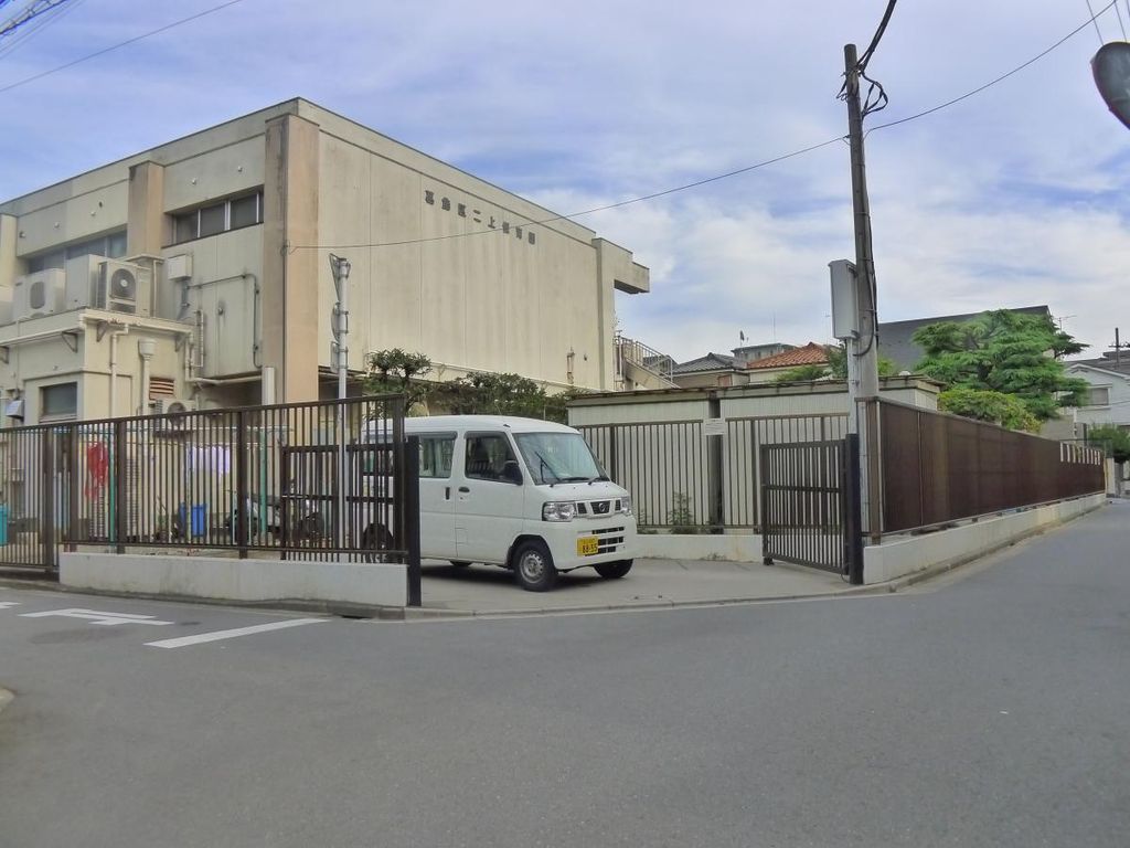 幼稚園・保育園　二上保育園（幼稚園・保育園）まで540m