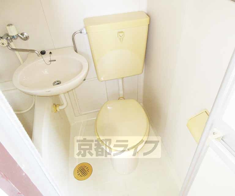 トイレ　トイレ