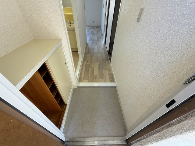玄関　明るい玄関です