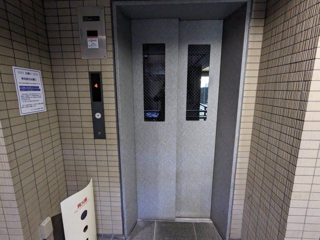 ロビー