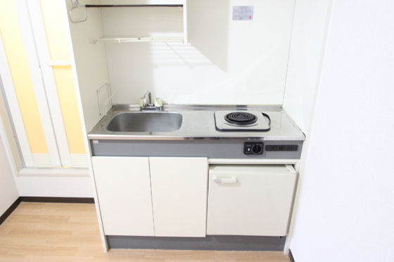 キッチン　※別部屋の写真です