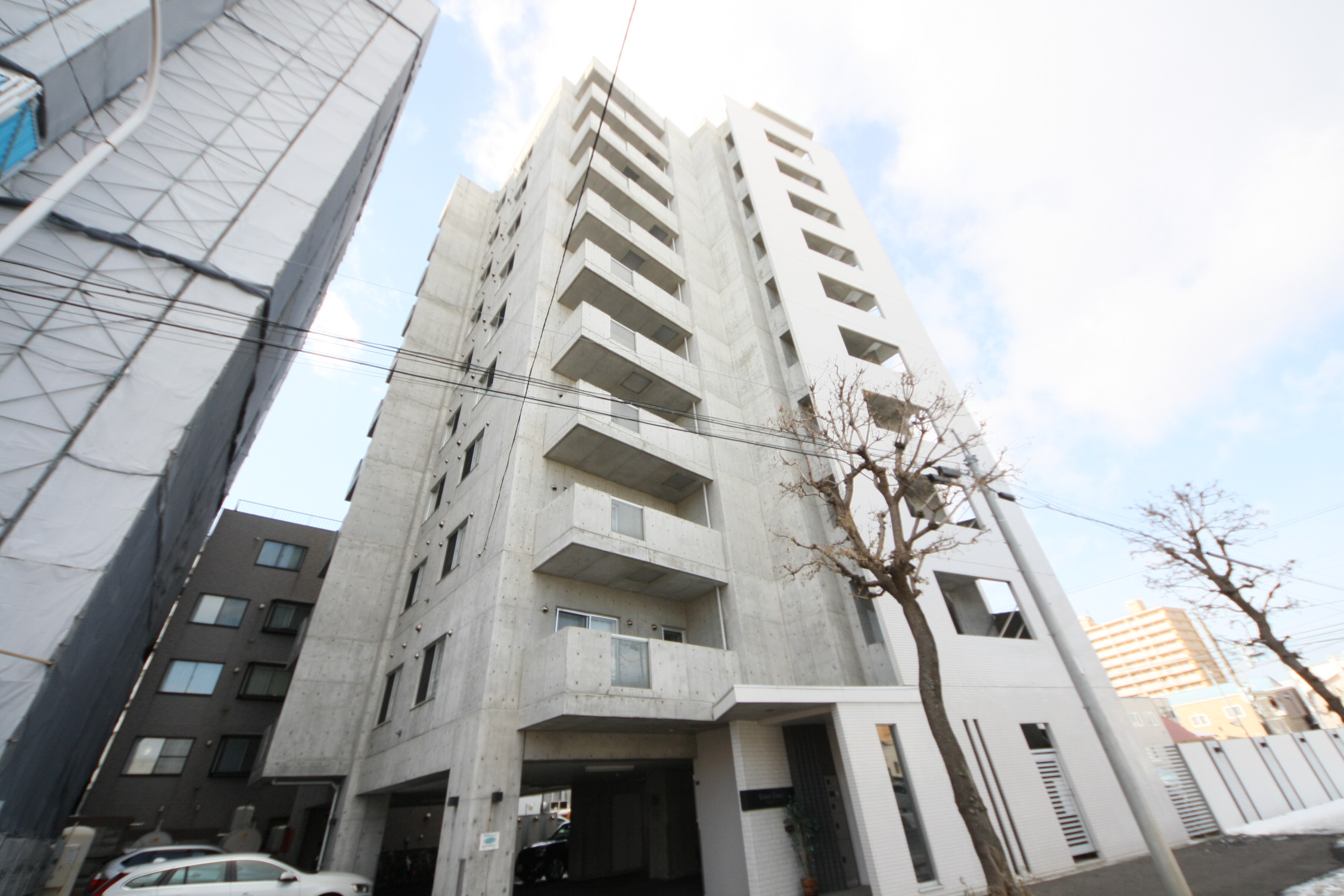 建物外観　物件名【グレイスコート菊水】とお伝え下さい！