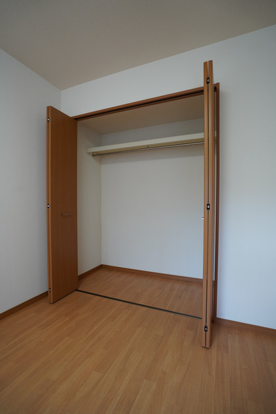 収納　同じ建物の別なお部屋